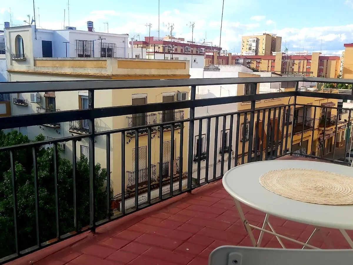 La Casa De Leon Xiii.Terraza Privada. Parejas Apartment Seville