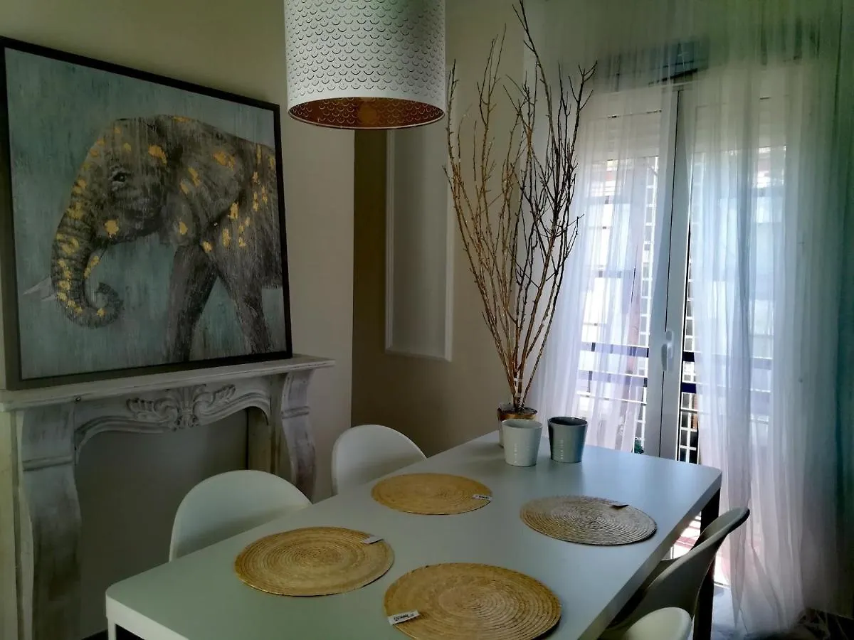 La Casa De Leon Xiii.Terraza Privada. Parejas Apartment Seville Spain